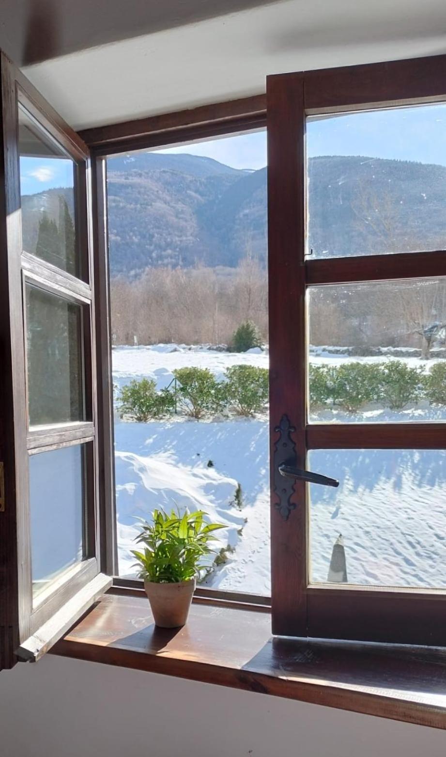 Apartamento de la Marmota Eriste Exterior foto